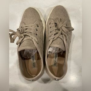 Steve Madden Emmi Lace Sneakers Size7